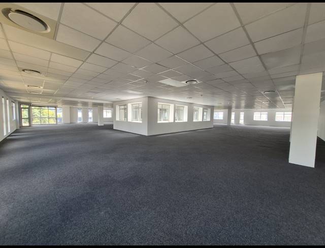 1,212M² OFFICE TO LET IN SANDTON CENTRAL